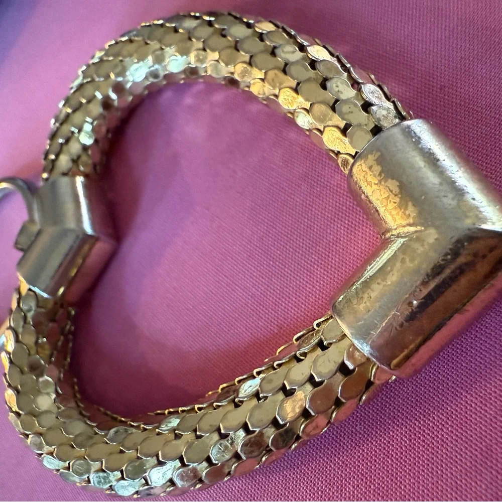 Vintage Whiting & Davis Gold Tone Mesh Heart Keychain Key‎ Ring Fob